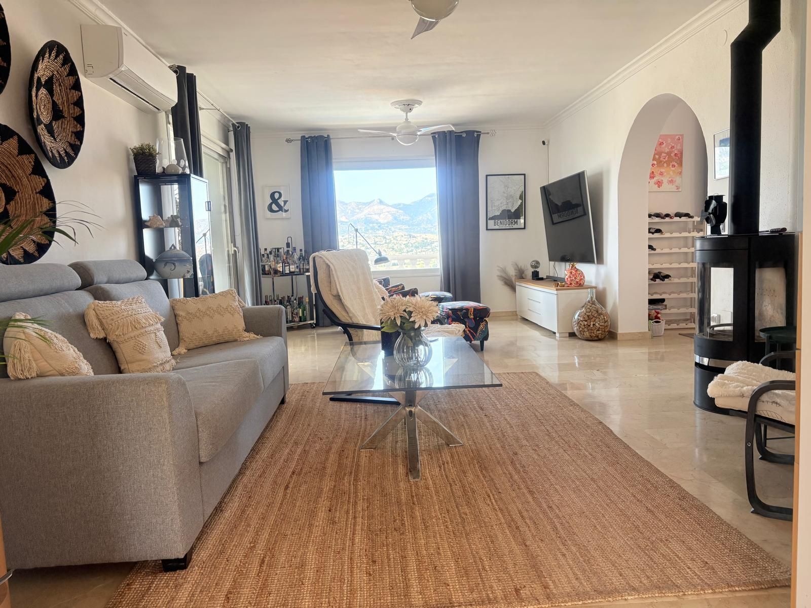 Villa in Cerros del Aguila with fantastic sea & mountain views — photo 3